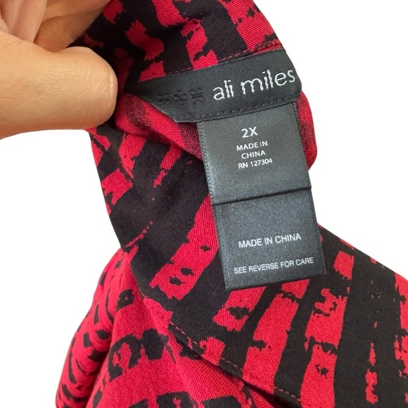 Ali Miles Printed Crinkle Button Front Tunic Blouse Top Plus Size 2X Black Work - Picture 7 of 10